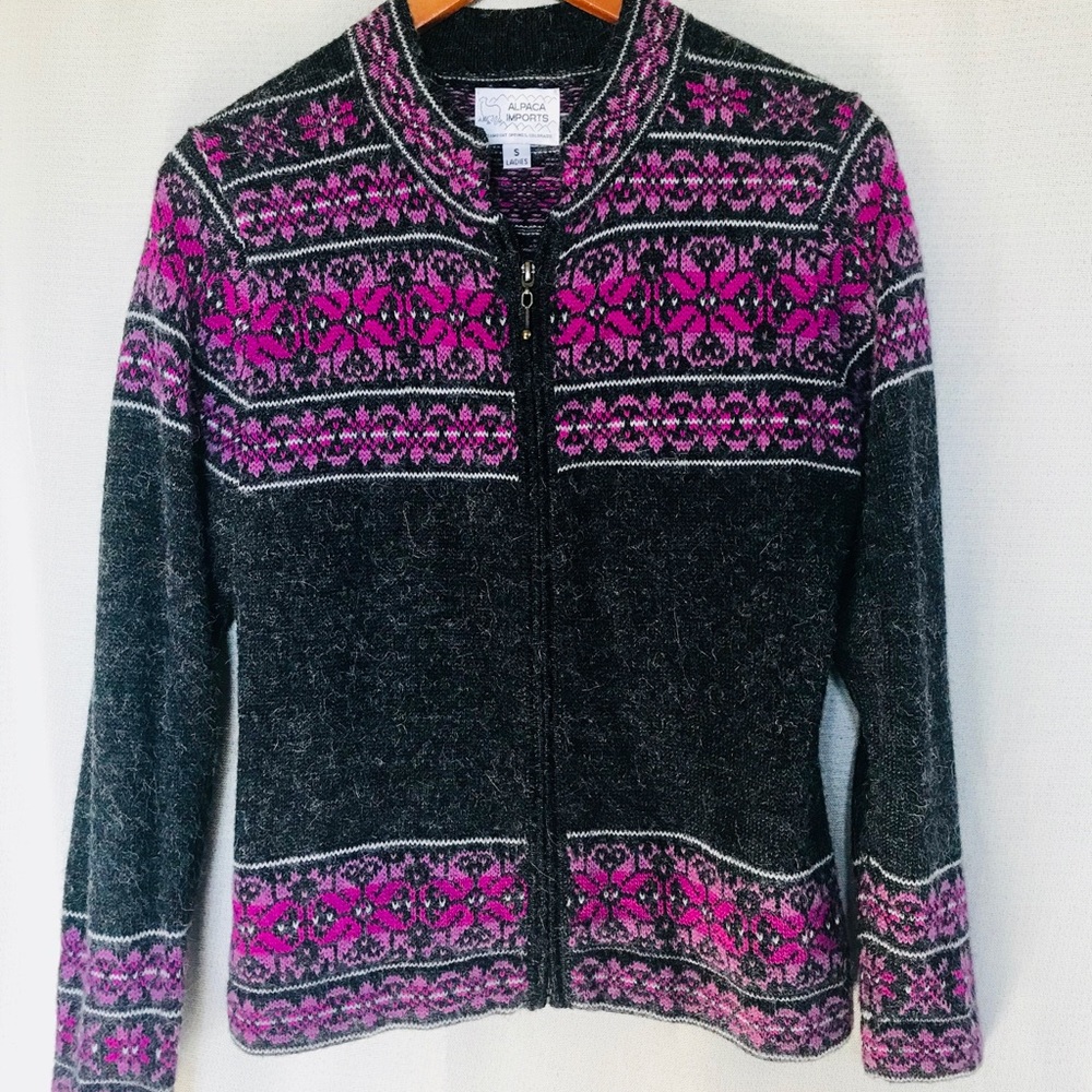 Alpaca Imports sweater (small) zip up